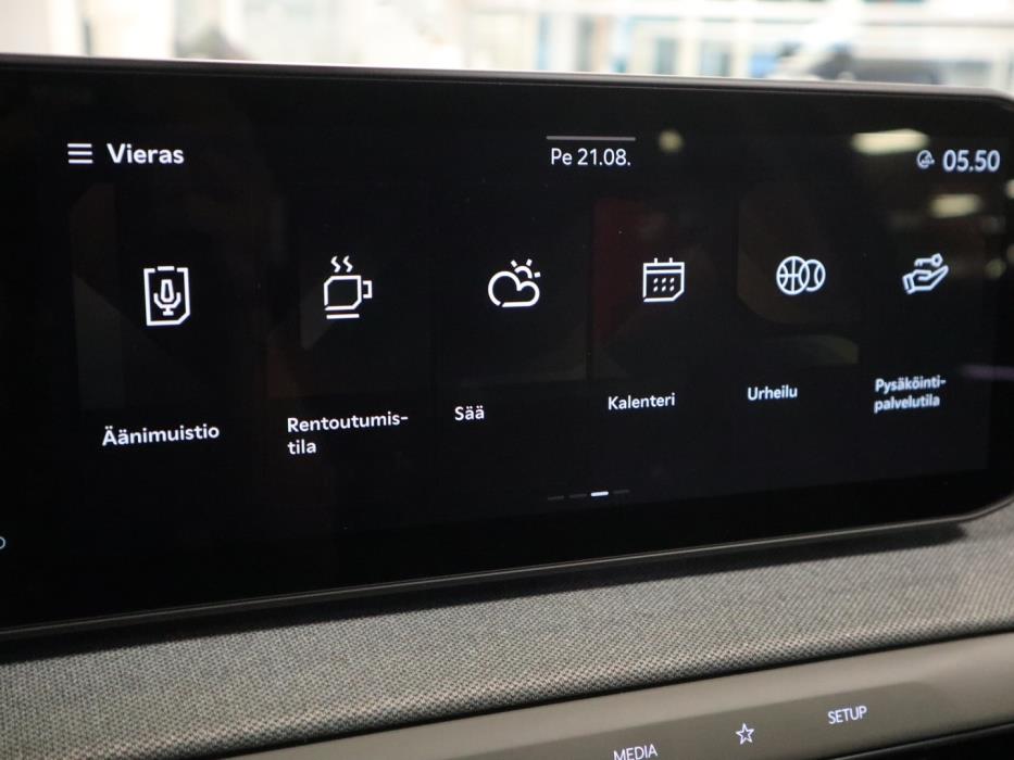 KIA EV4 2025