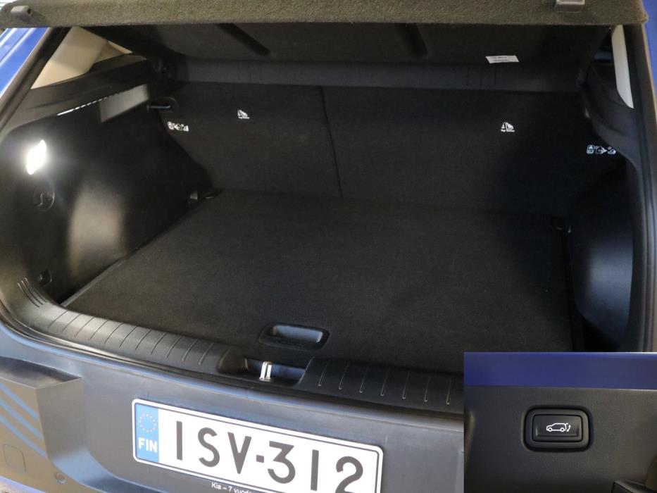 KIA EV4 2025
