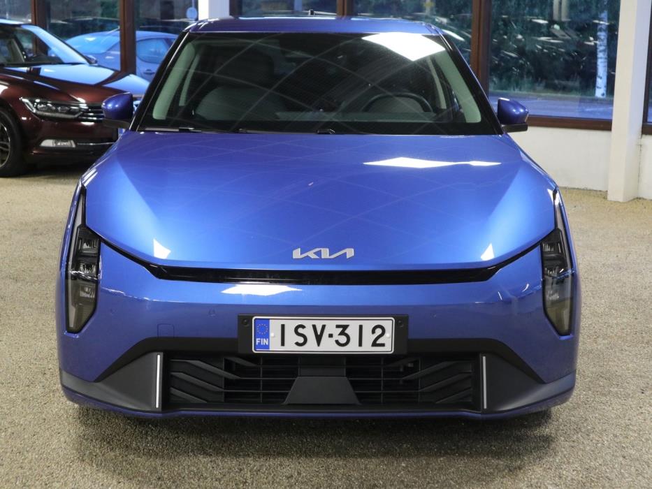 KIA EV4 2025