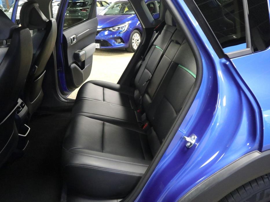 KIA EV4 2025