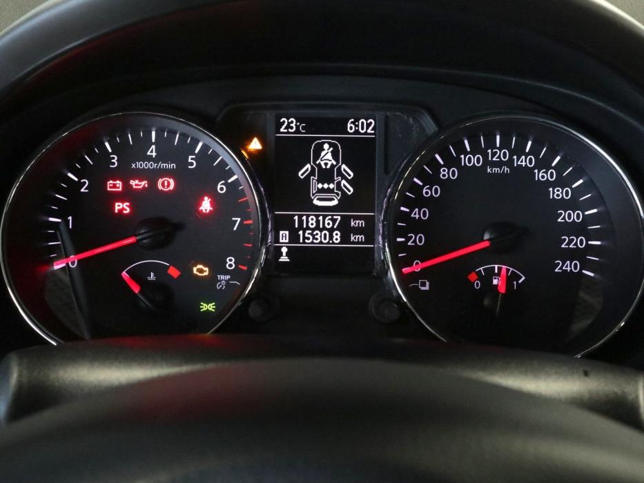 NISSAN Qashqai 2011