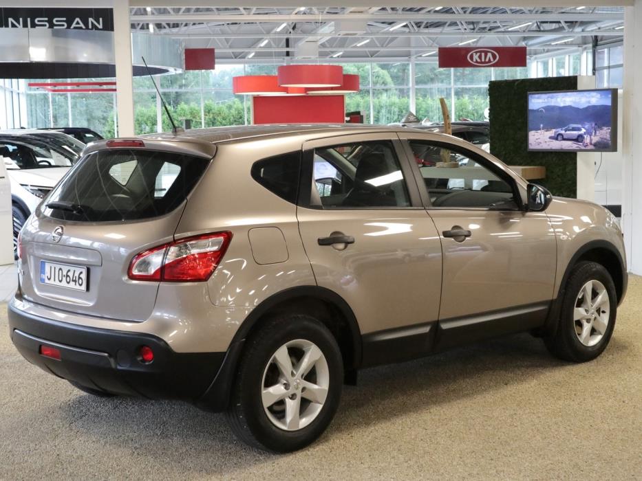 NISSAN Qashqai 2011
