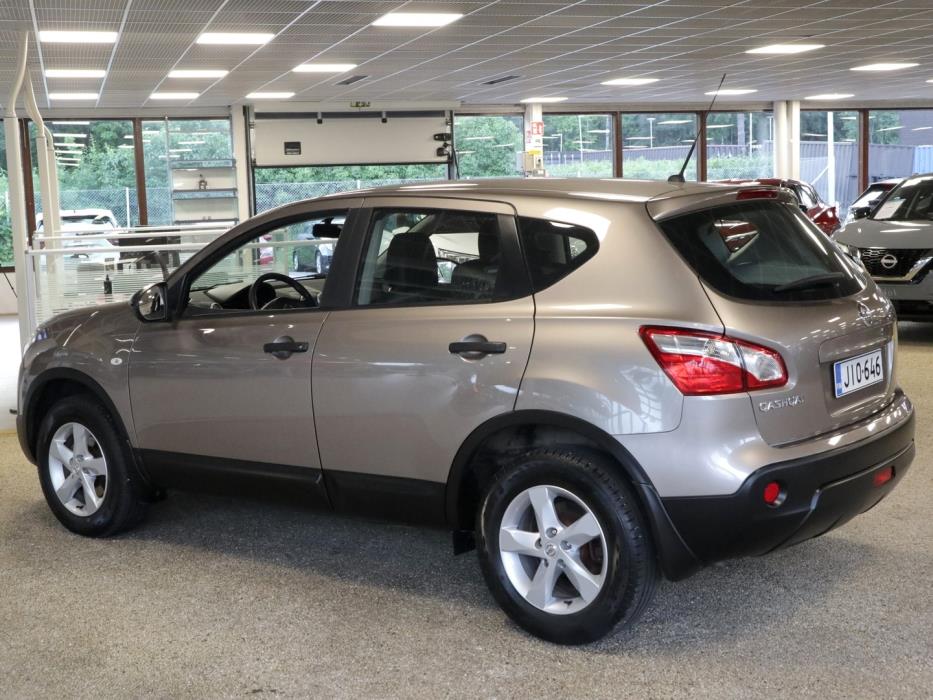 NISSAN Qashqai 2011