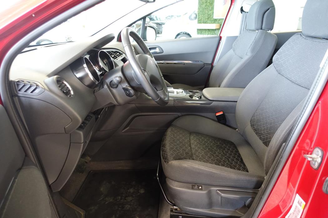 PEUGEOT 3008 2015
