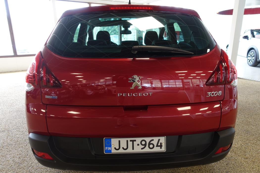 PEUGEOT 3008 2015