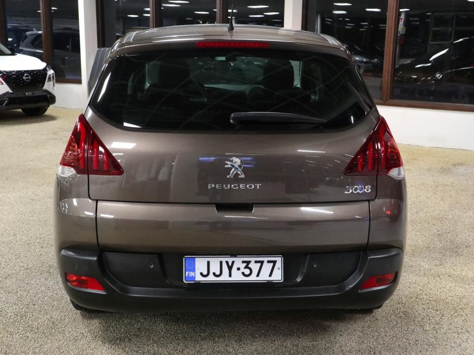 PEUGEOT 3008 2016
