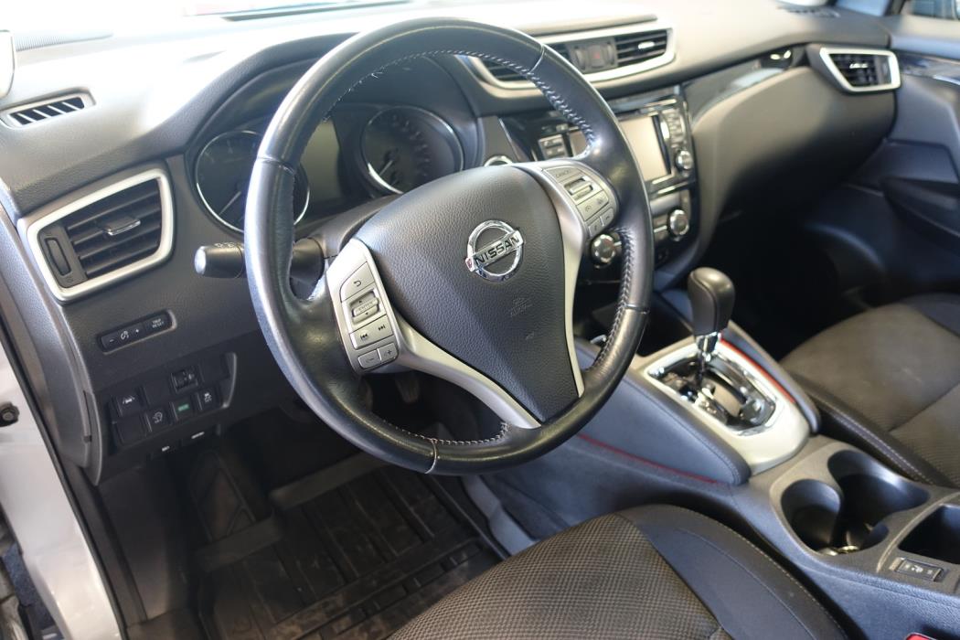 NISSAN Qashqai 2017