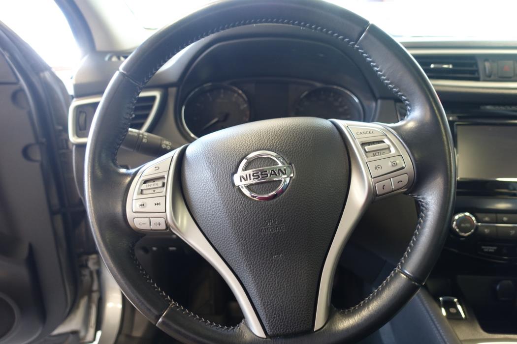 NISSAN Qashqai 2017