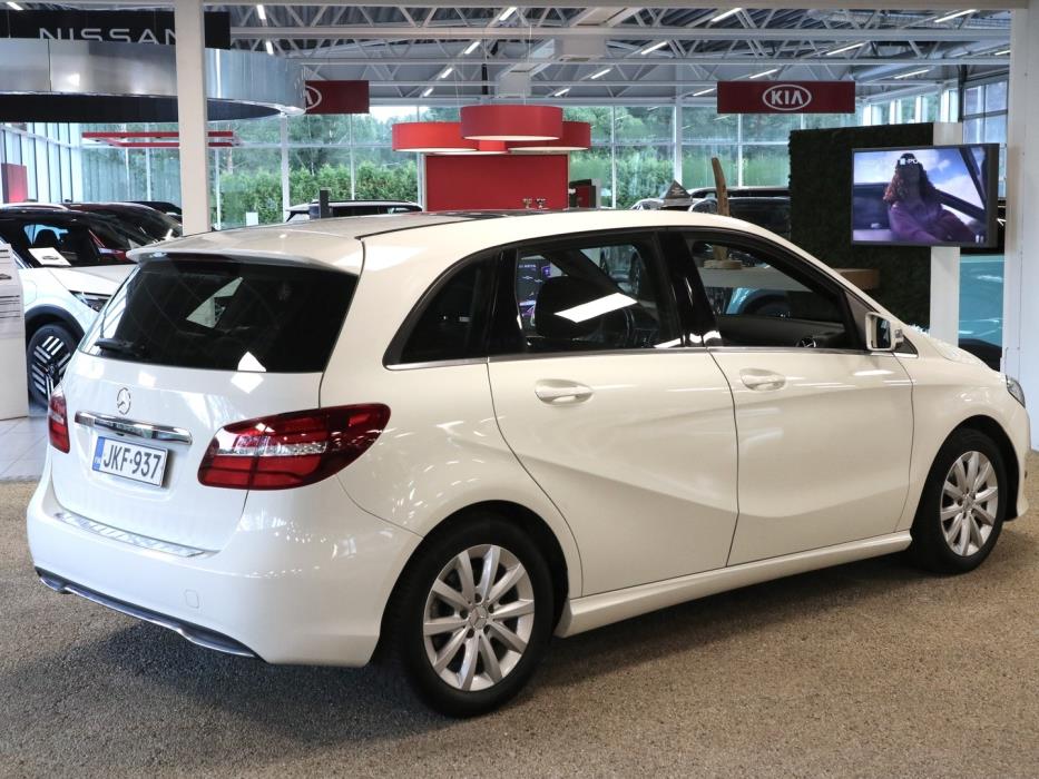MERCEDES-BENZ B 2017