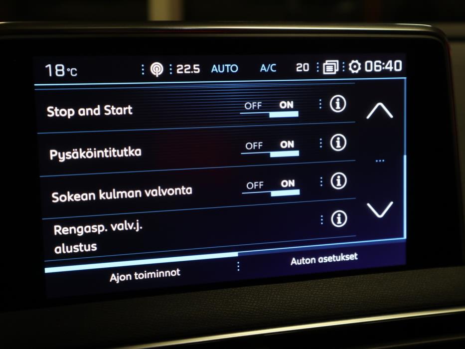 PEUGEOT 5008 2018