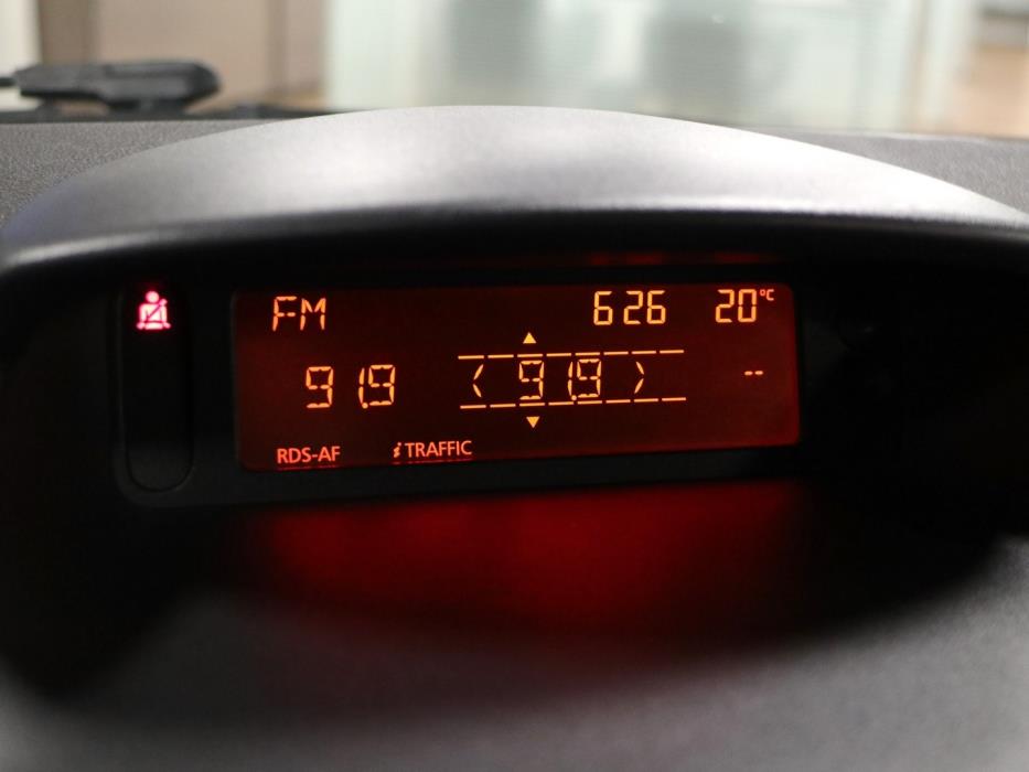 RENAULT Clio III 2009