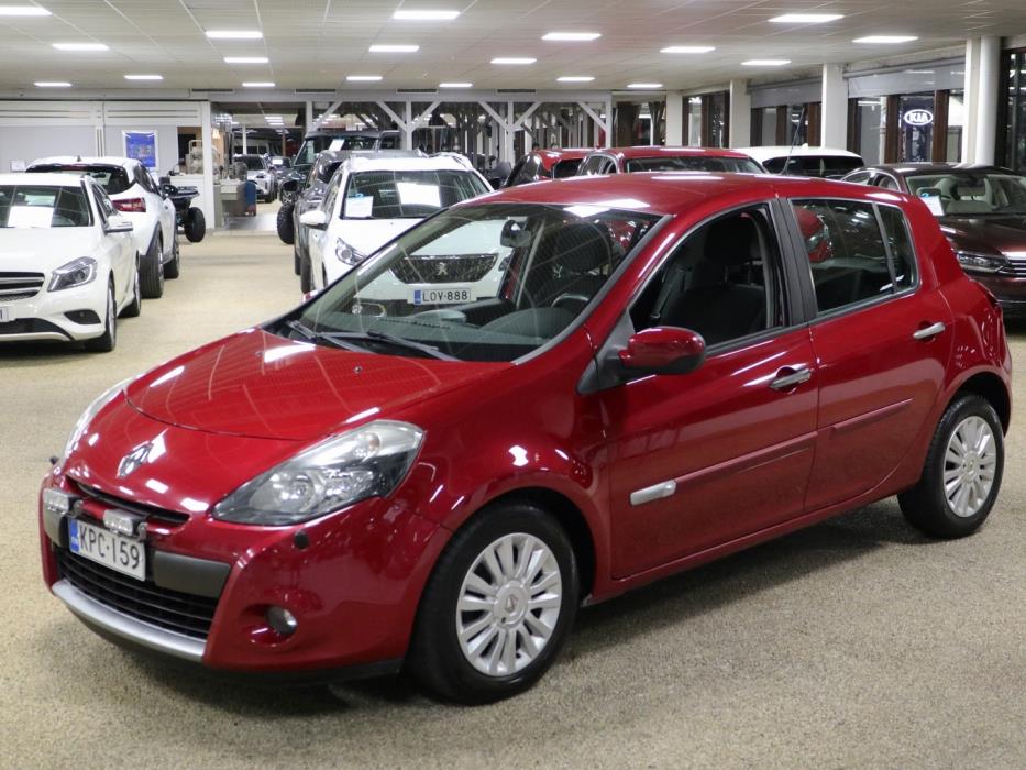RENAULT Clio III 2009