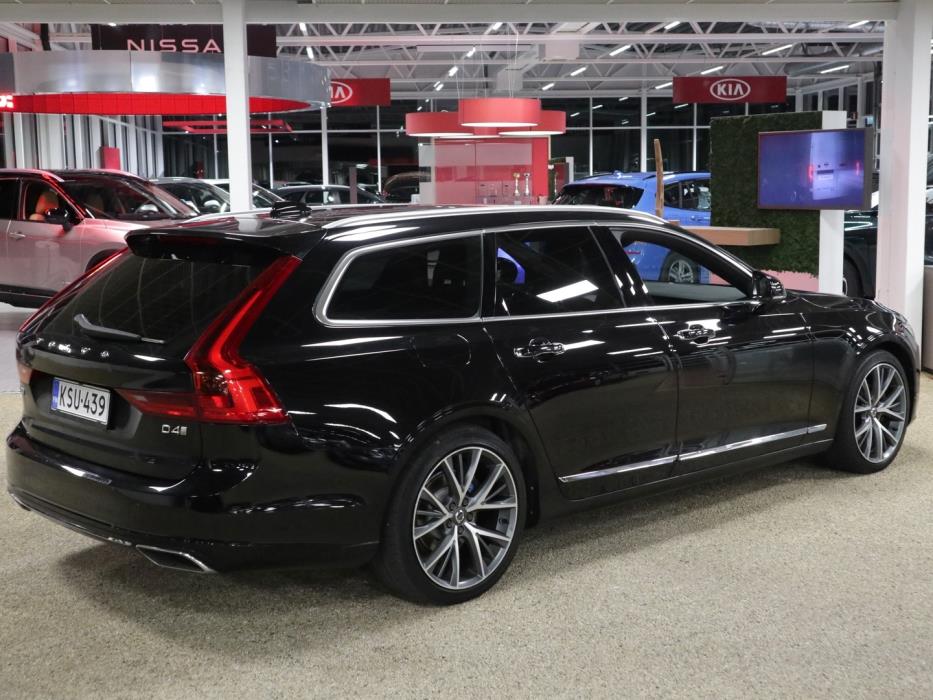 VOLVO V90 2017