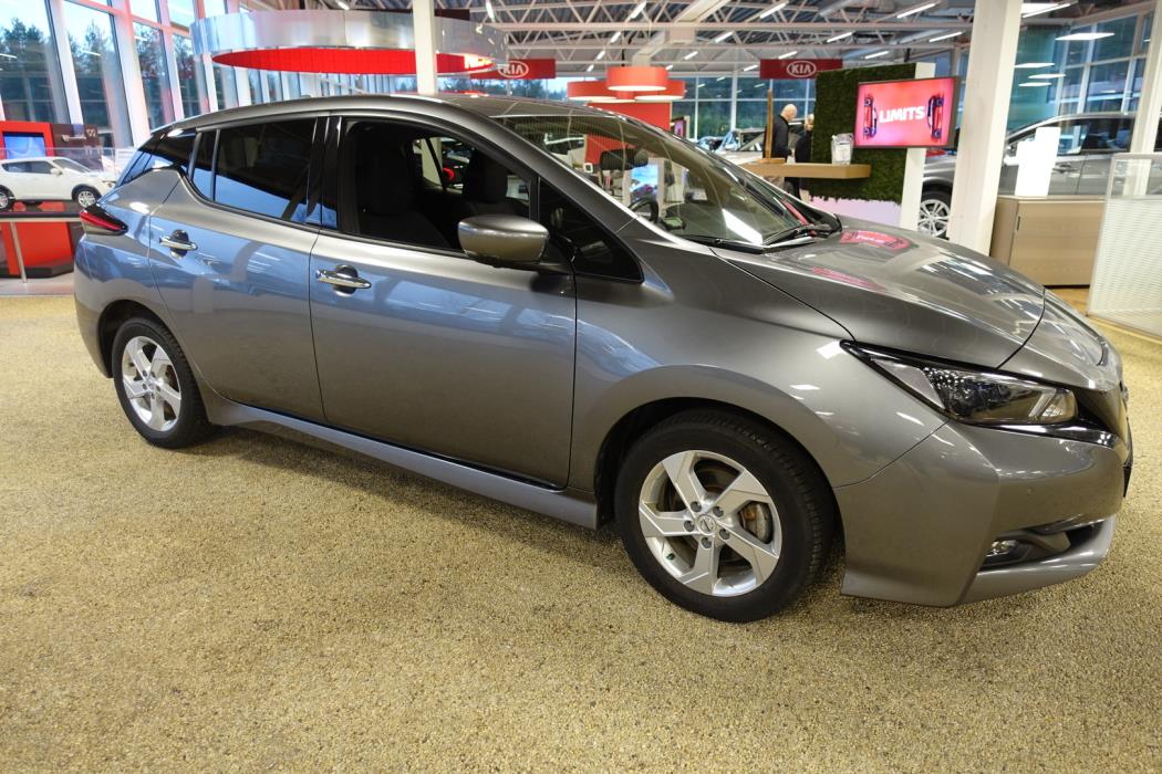 NISSAN Leaf 2022