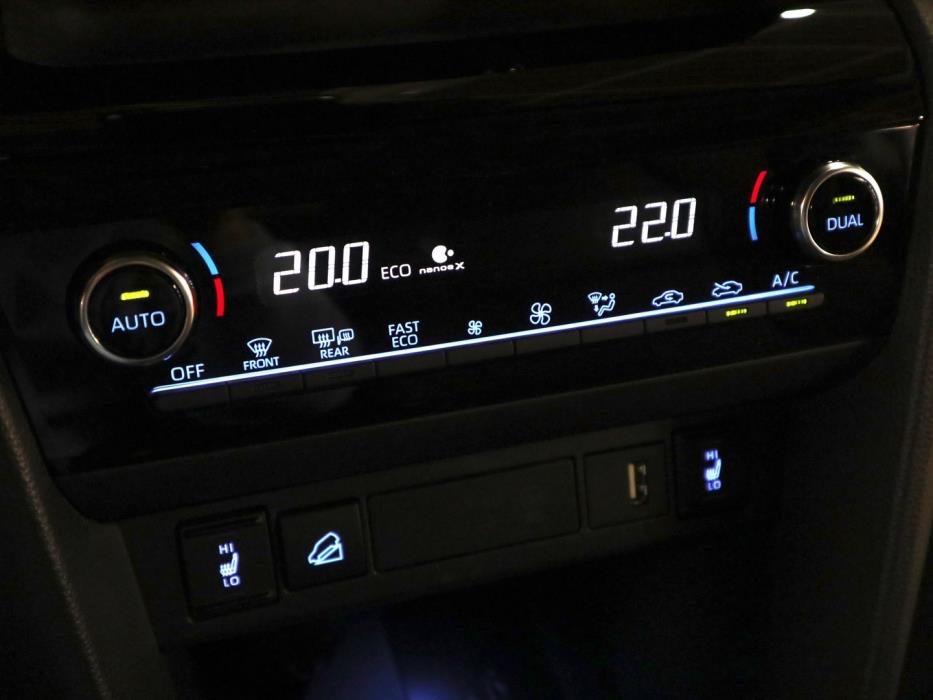 TOYOTA Yaris Cross 2023