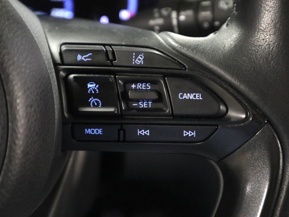 TOYOTA Yaris Cross 2023