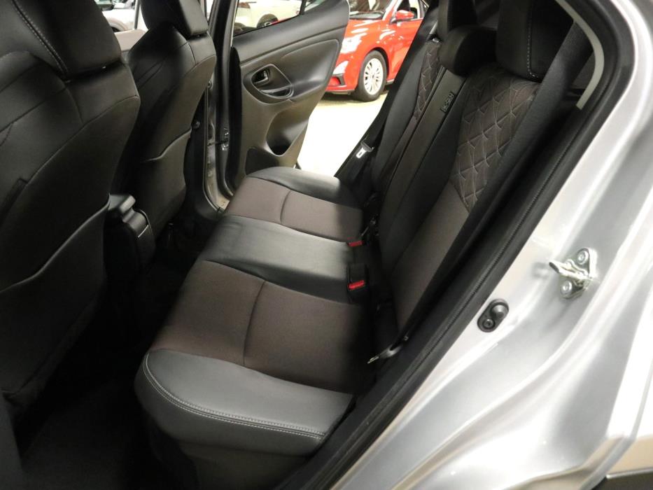 TOYOTA Yaris Cross 2023