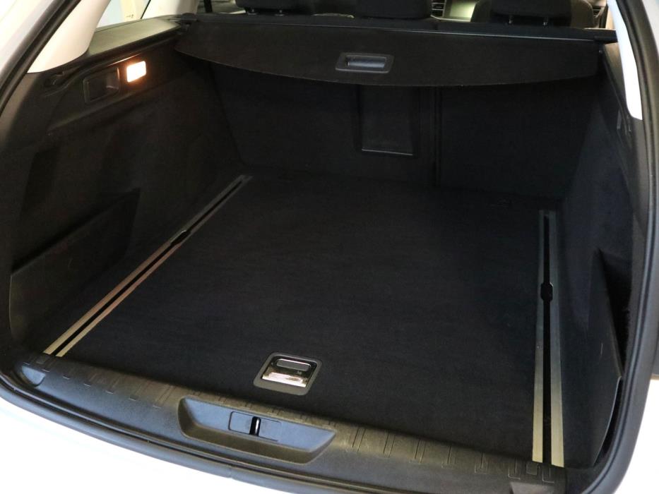 PEUGEOT 308 2016