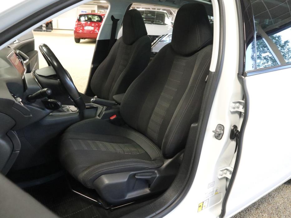 PEUGEOT 308 2016
