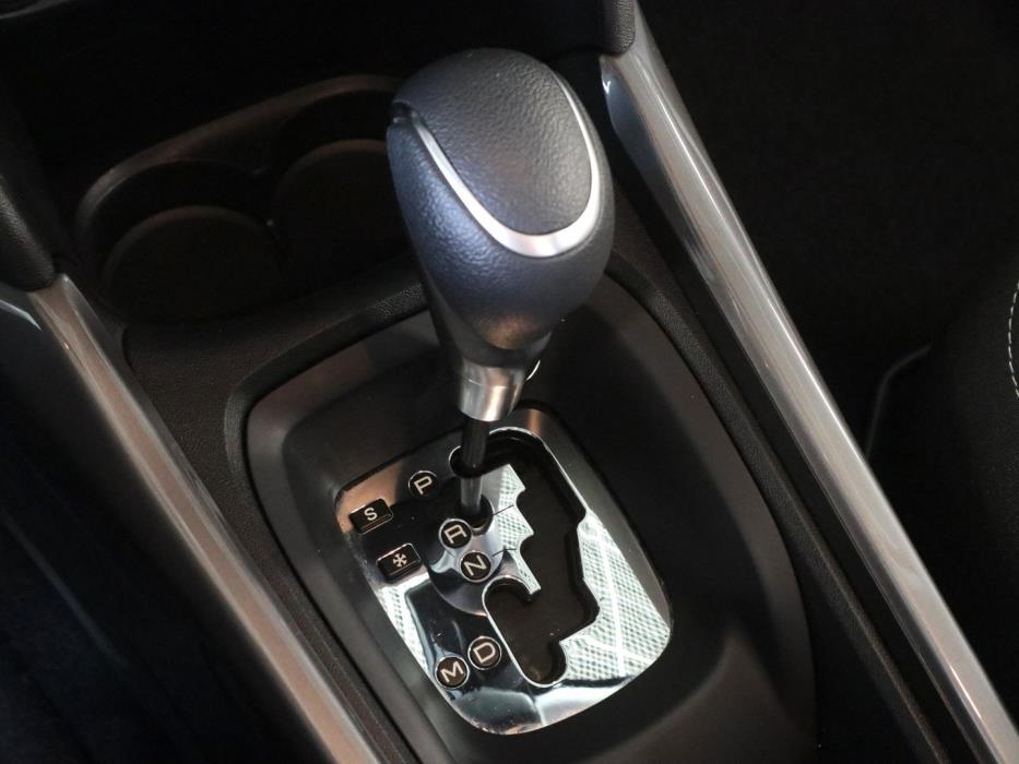 PEUGEOT 2008 2019