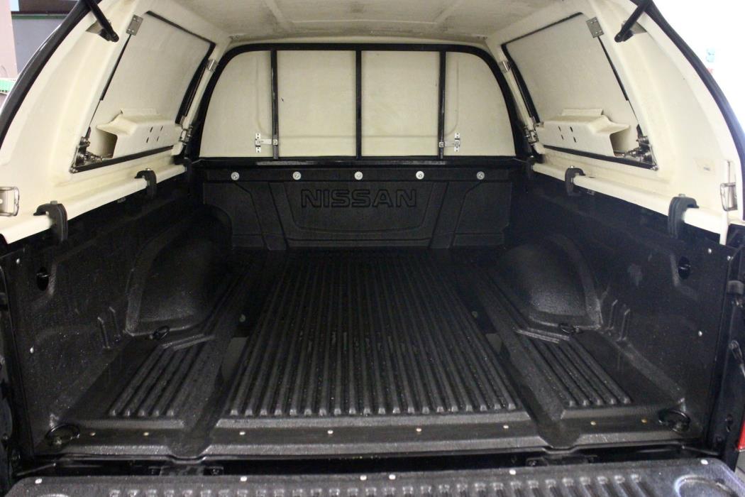 NISSAN Navara 2013