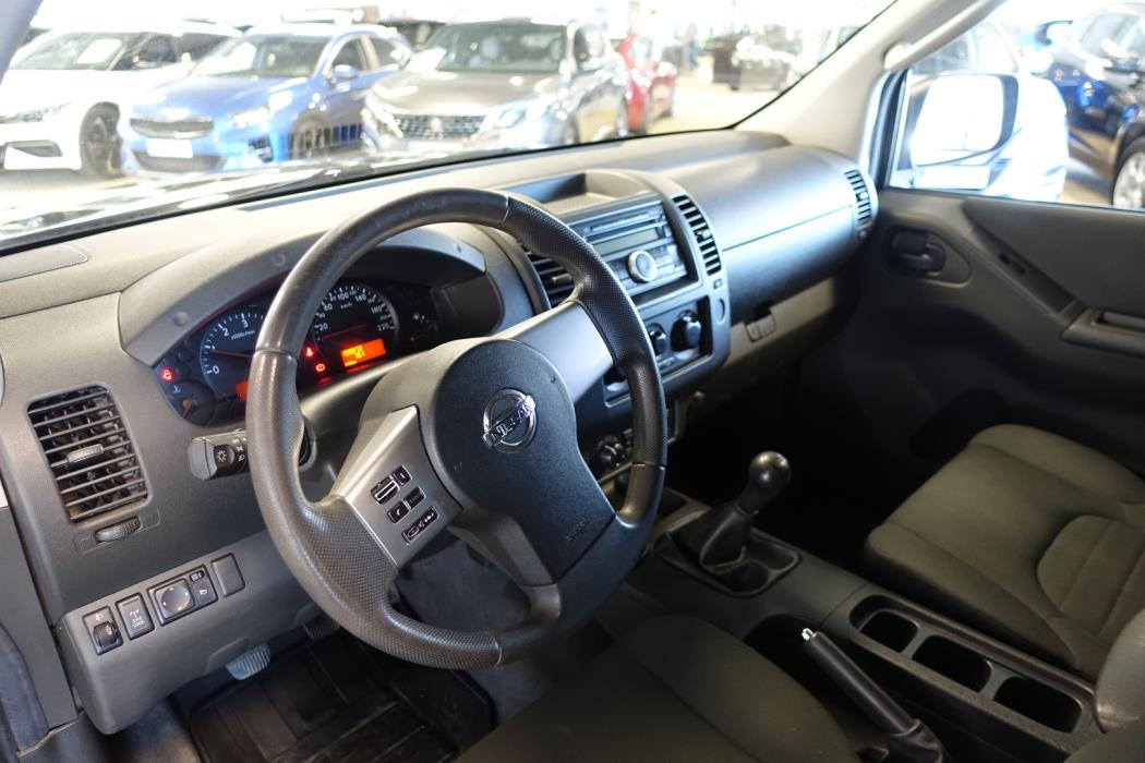 NISSAN Navara 2013