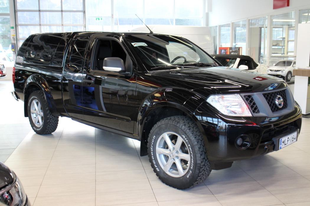 NISSAN Navara 2013