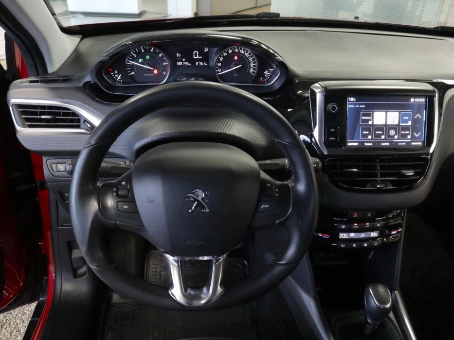 PEUGEOT 2008 2018