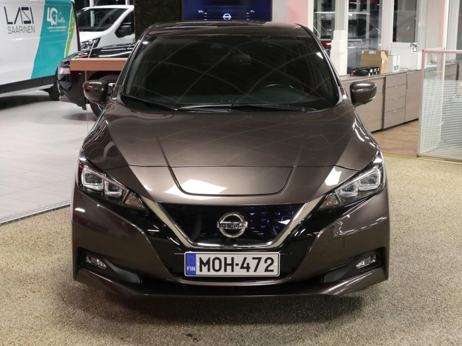 NISSAN LEAF 2022