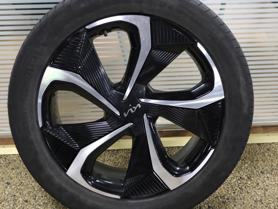 KIA EV6 2024