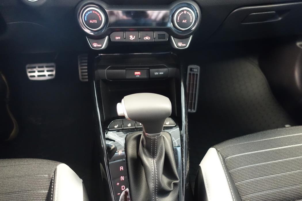 KIA Stonic 2025