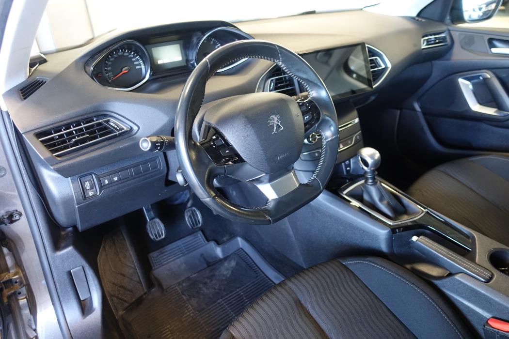 PEUGEOT 308 2014