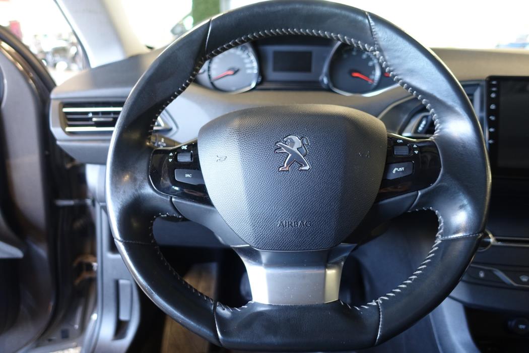 PEUGEOT 308 2014