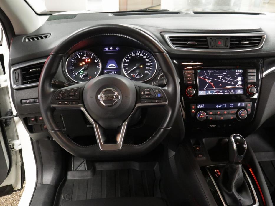 NISSAN Qashqai 2019