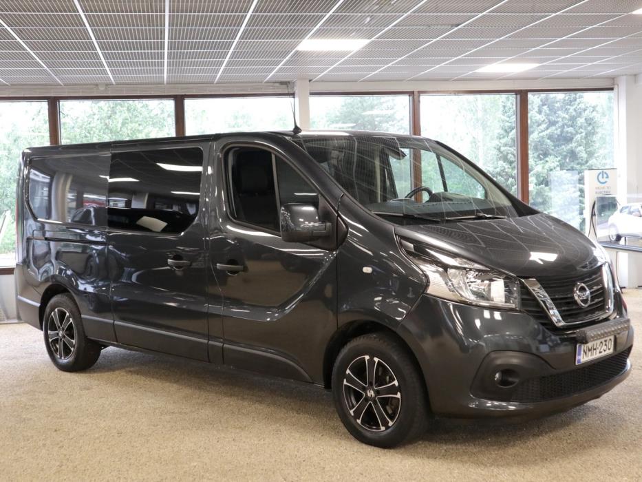 NISSAN NV300 2021