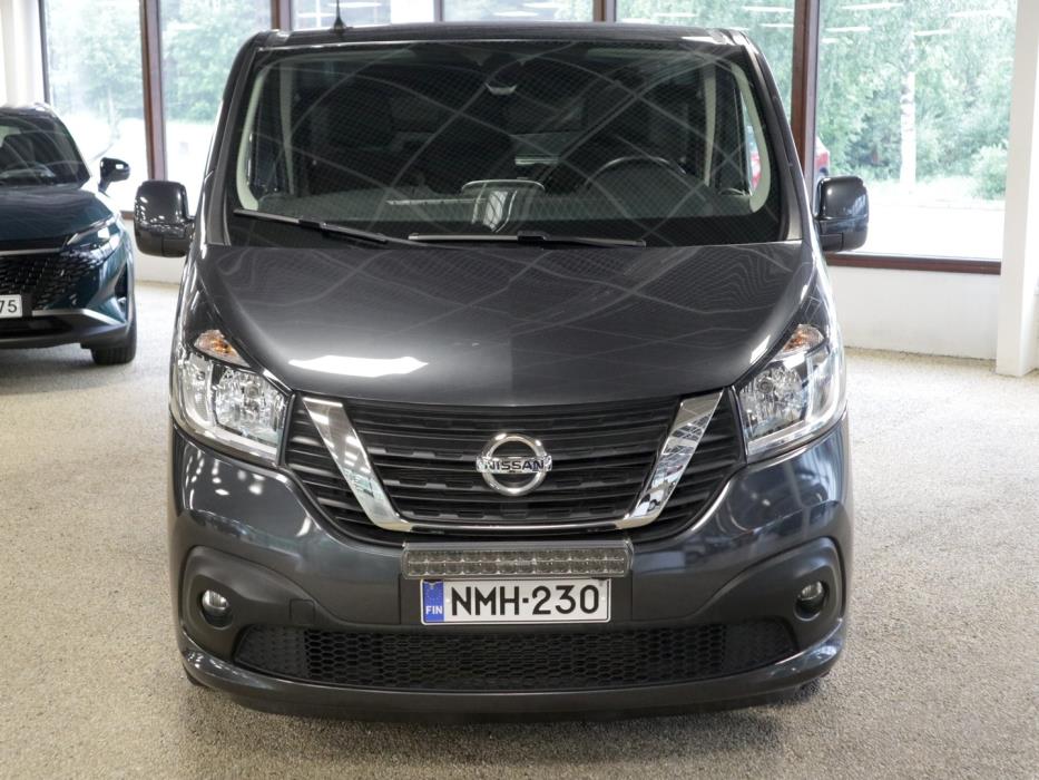 NISSAN NV300 2021
