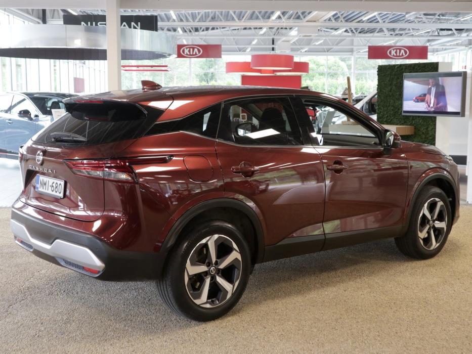 NISSAN Qashqai 2022