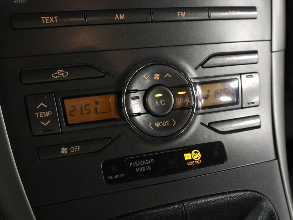 TOYOTA Auris 2007