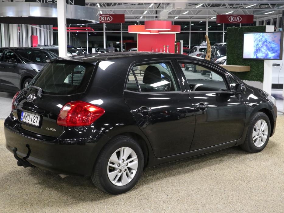 TOYOTA Auris 2007