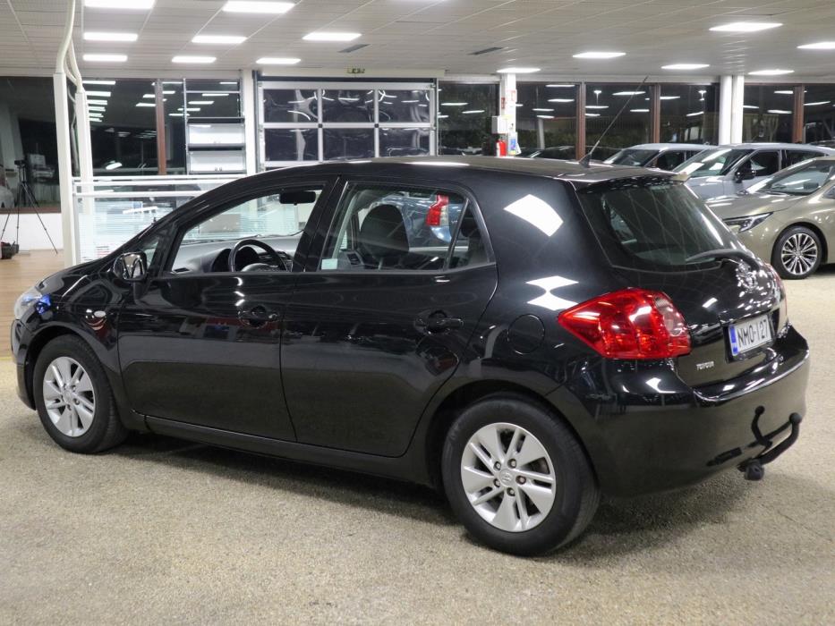 TOYOTA Auris 2007