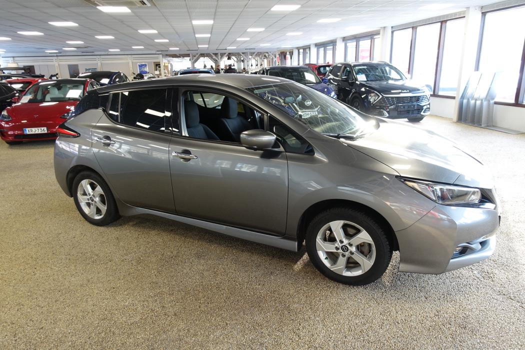 NISSAN Leaf 2022