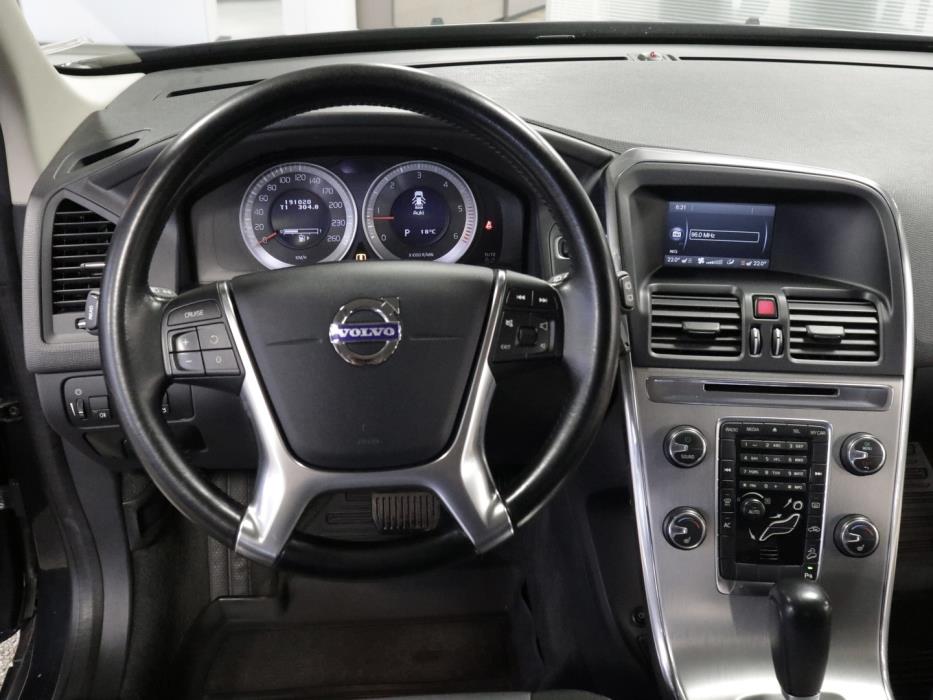 VOLVO XC60 2011