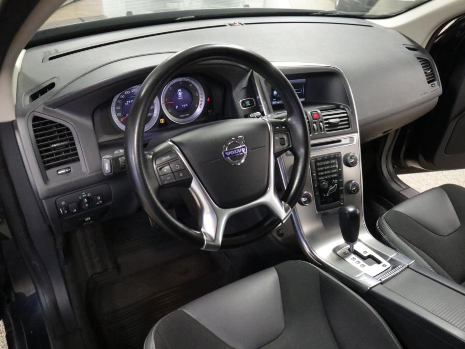 VOLVO XC60 2011