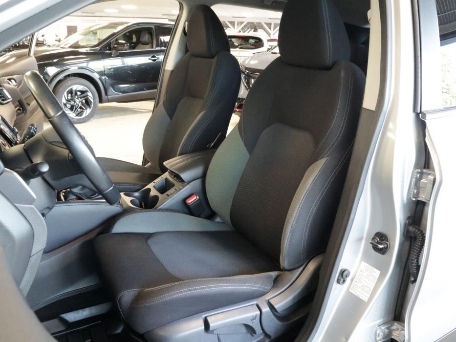 NISSAN Qashqai 2019