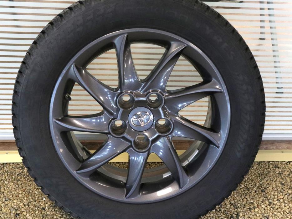 TOYOTA AURIS 2018