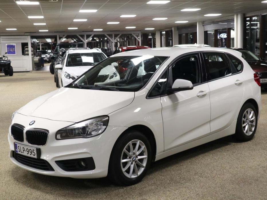 BMW 218 2015