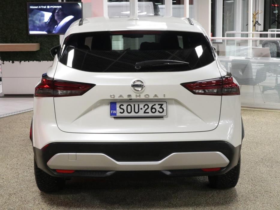 NISSAN Qashqai 2022