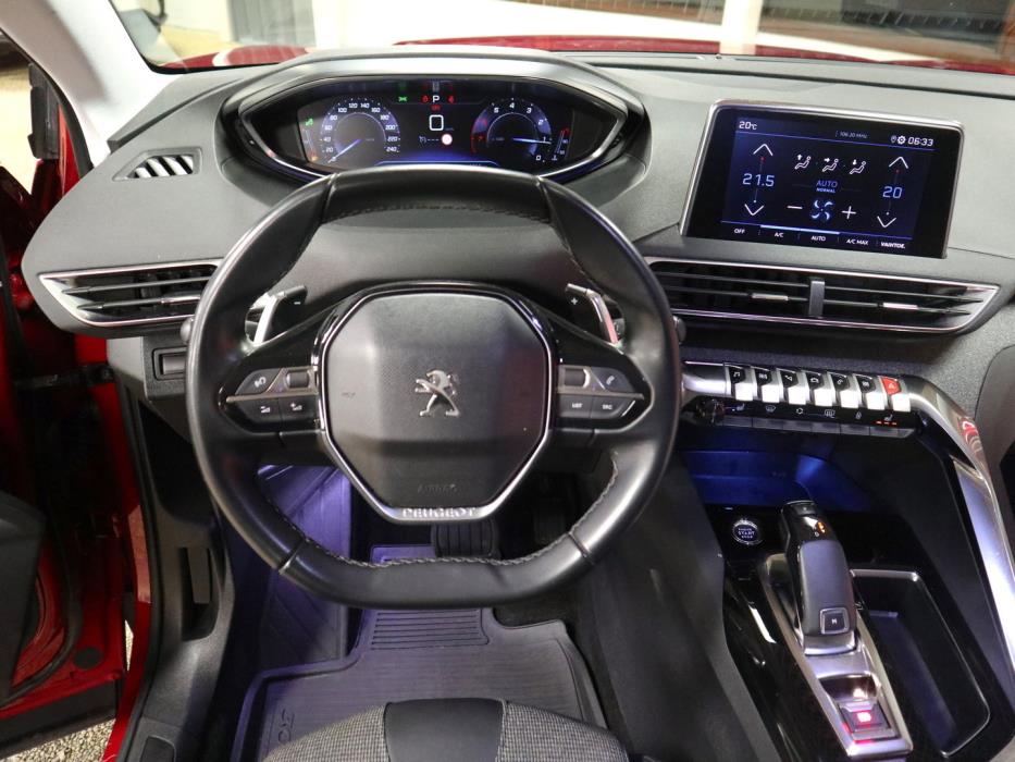 PEUGEOT 3008 2019