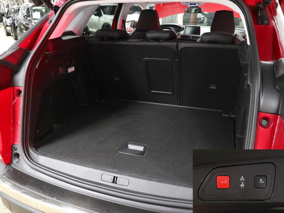 PEUGEOT 3008 2019