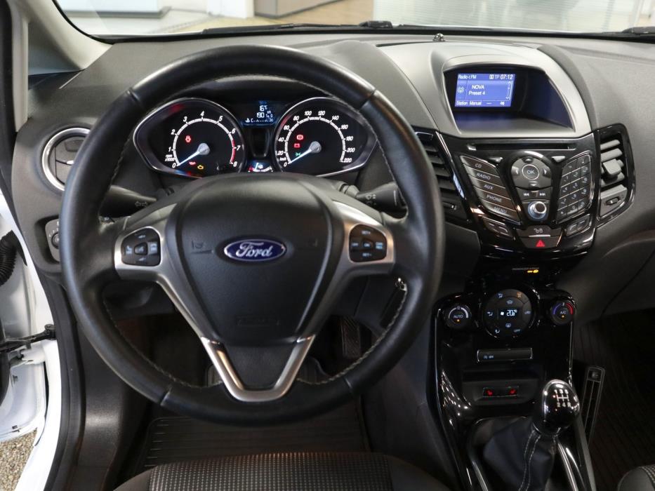 FORD Fiesta 2016